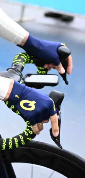 2023 Intermarche Circus Wanty Gloves